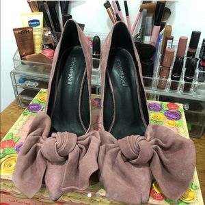 Jeffrey Campbell Suede Mauve Bow pumps